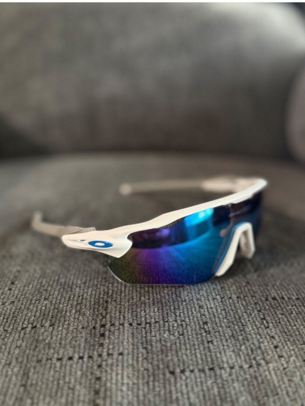 Oakley Radar EV PRIZM Polarized Blue OO9208 White-Gray Frame